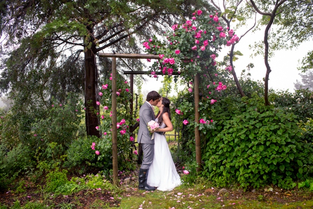 Rainy & Romantic Farm Wedding by Tasha Seccombe {Caitlin & Mike} | SouthBound Bride